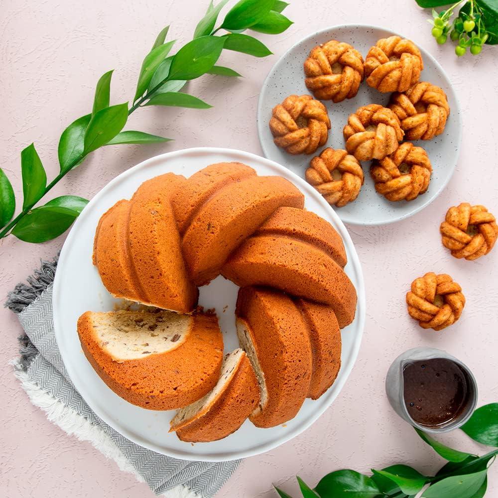 imageNordic Ware 95377 Bundtlette Pan 75th Anniversary Braided Bundt Bites Gold 35