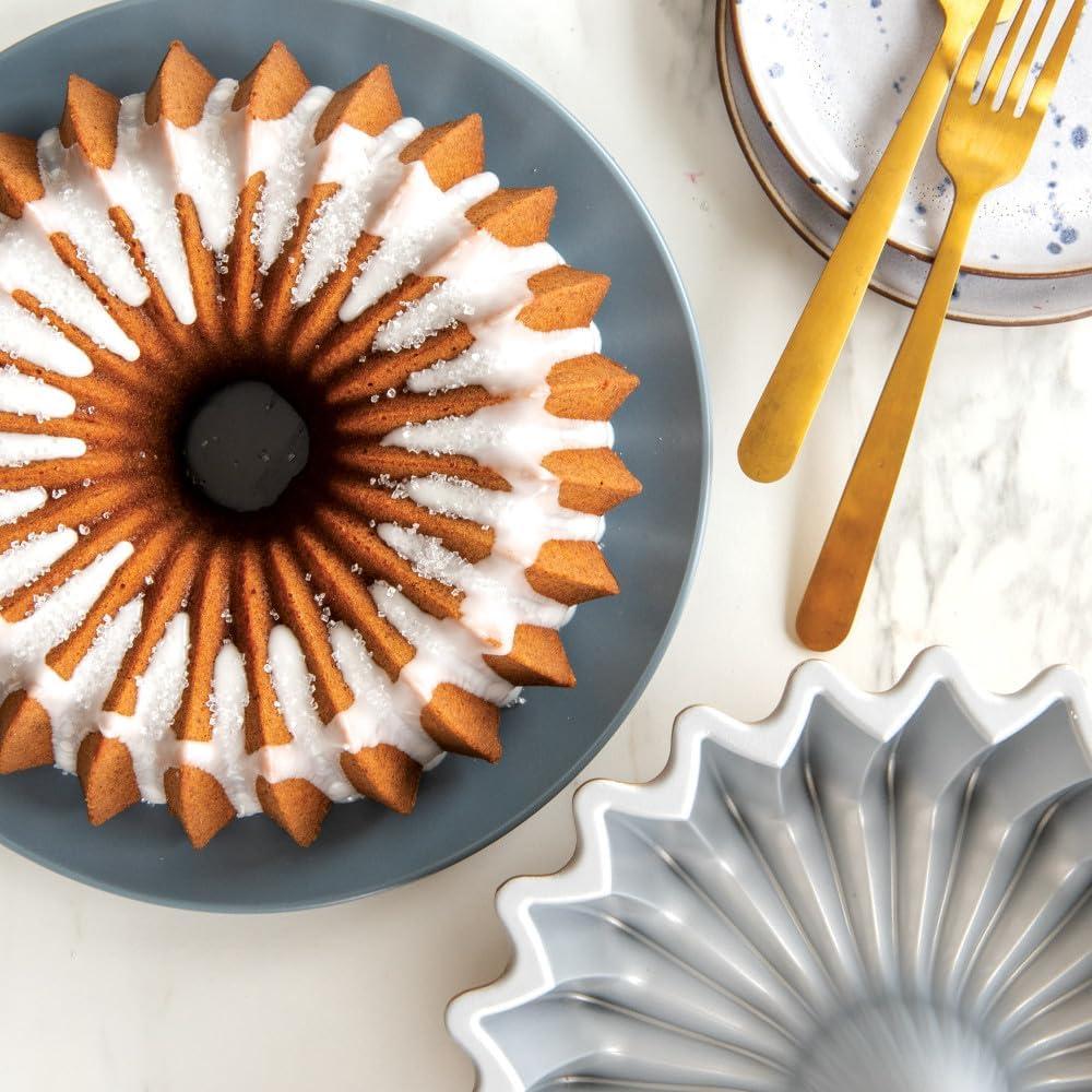 imageNordic Ware Brilliance Bundt 10 Cup GoldBundt 10Cup