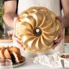 Nordic Ware Pirouette Bundt(10 Cups)
