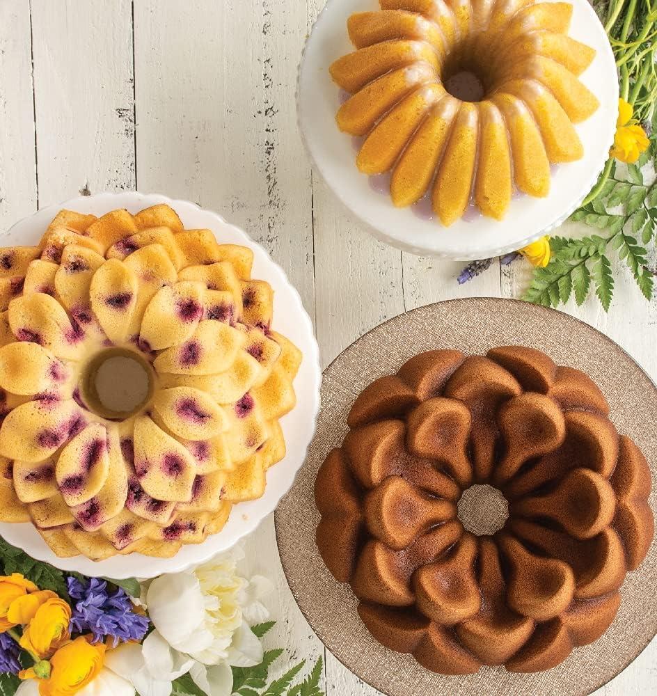 imageNordic Ware Floral Cakelet 3 Cups Toffee10 Cup