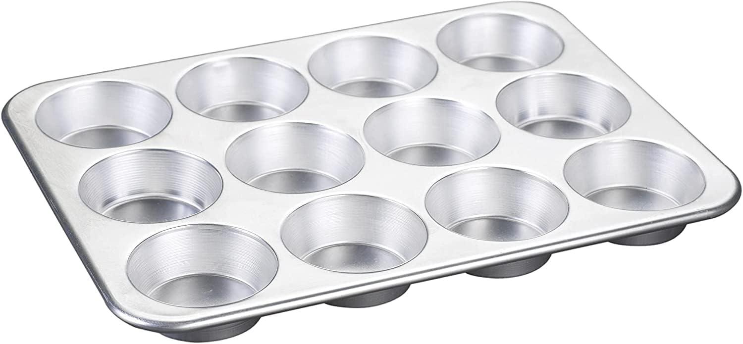 imageNordic Ware Naturals 12 Cavity Muffin Pan with HighDomed LidStandard with HighDomed Lid