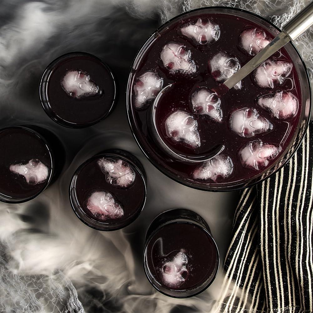 imageNordic Ware Skull Bite Cakelet 25 Cups Bronze