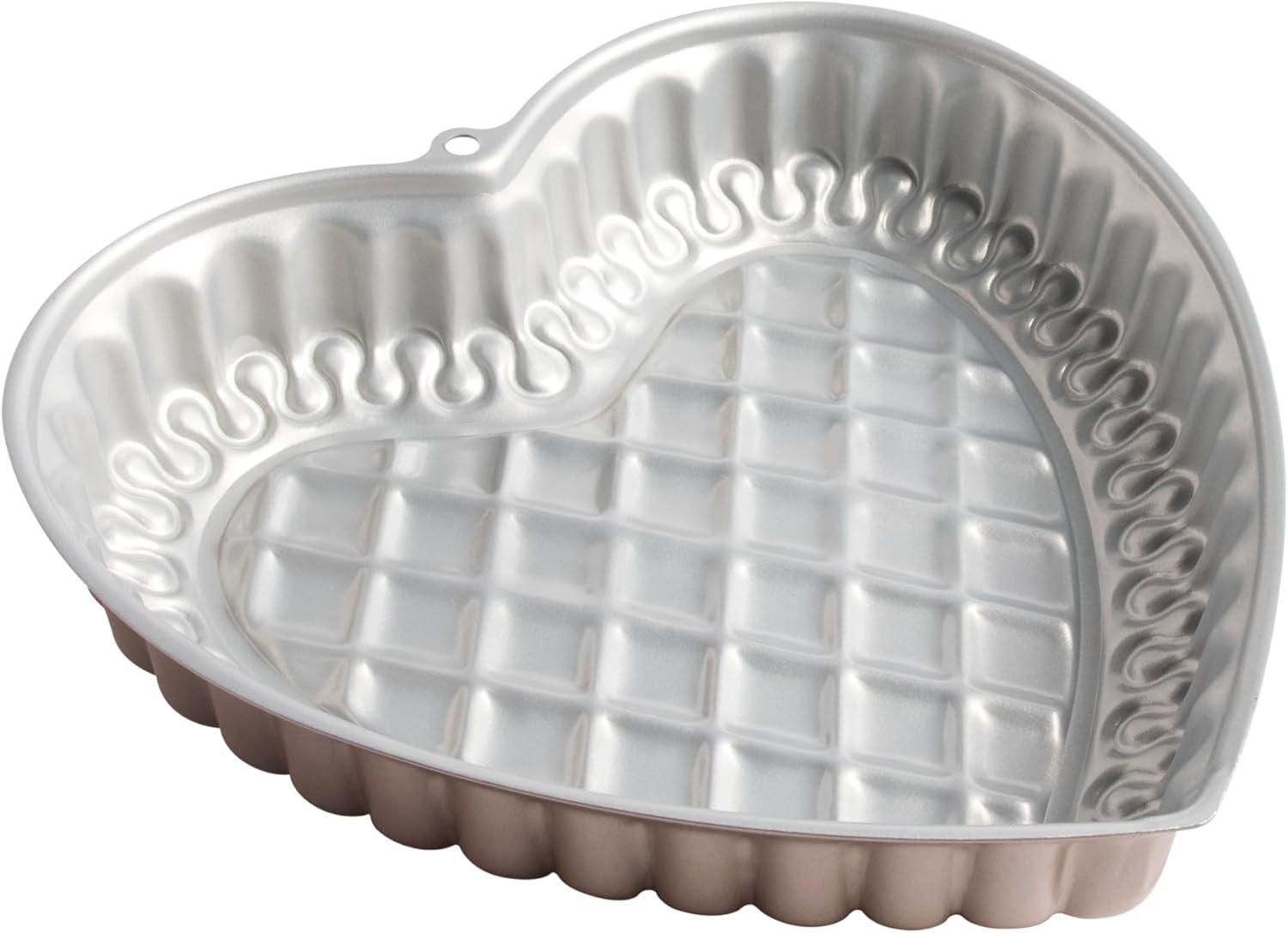 image:imageNordic Ware Formed Quilted Heart Pan 9 Cup Golden Hour