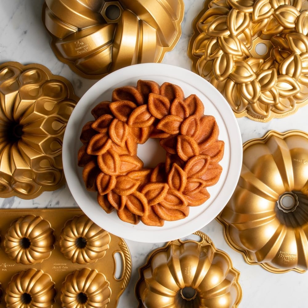 image:imageNordic Ware Laurel Wreath Bundt 10Cup Gold